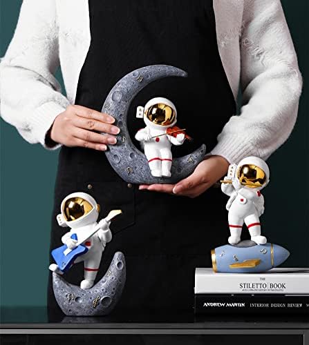 Paimuni Resin Astronaut Statue Desk Decor Collectible Figurine