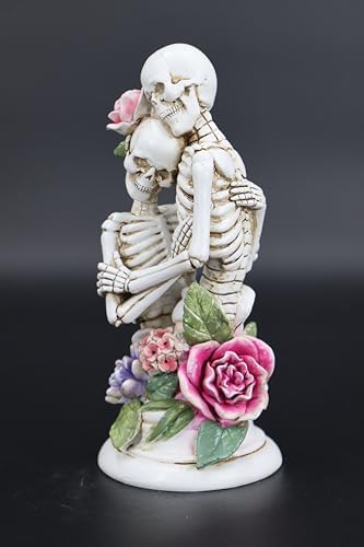 Skeleton Couple Embracing Sculpture Love Until Death