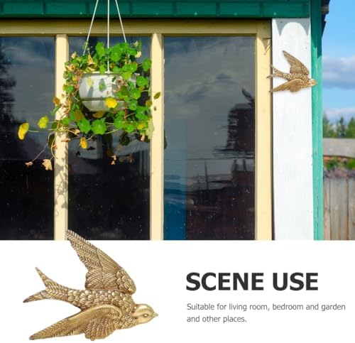 2pcs Swallow Wall Sculpture Resin Flying Birds Wall Art Hanging Ornament